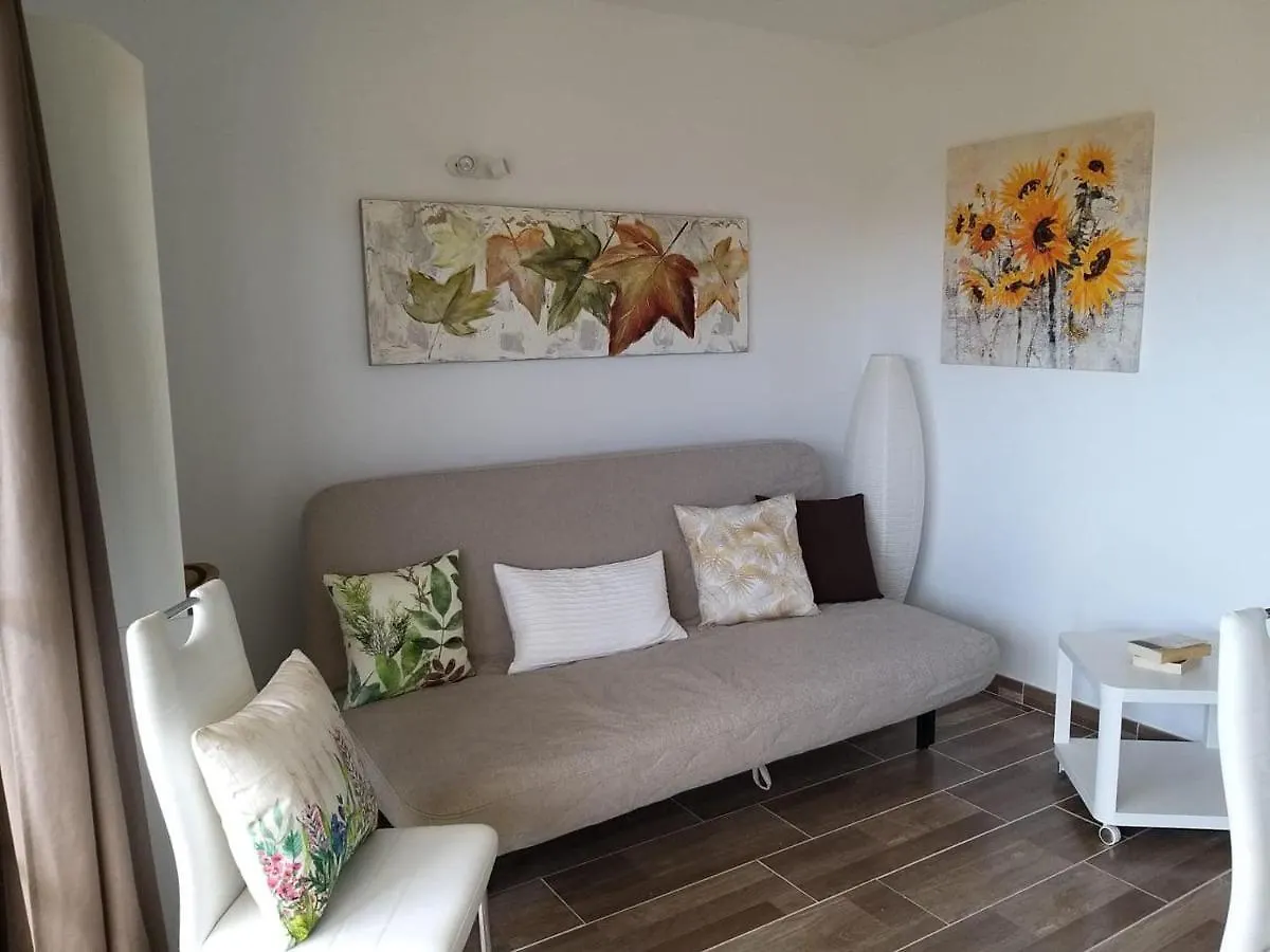 Apartment Neu Renoviert! Charmantes Und Gemuetliches Appartement Mit Balkon Und Meerblick Costa De Antigua